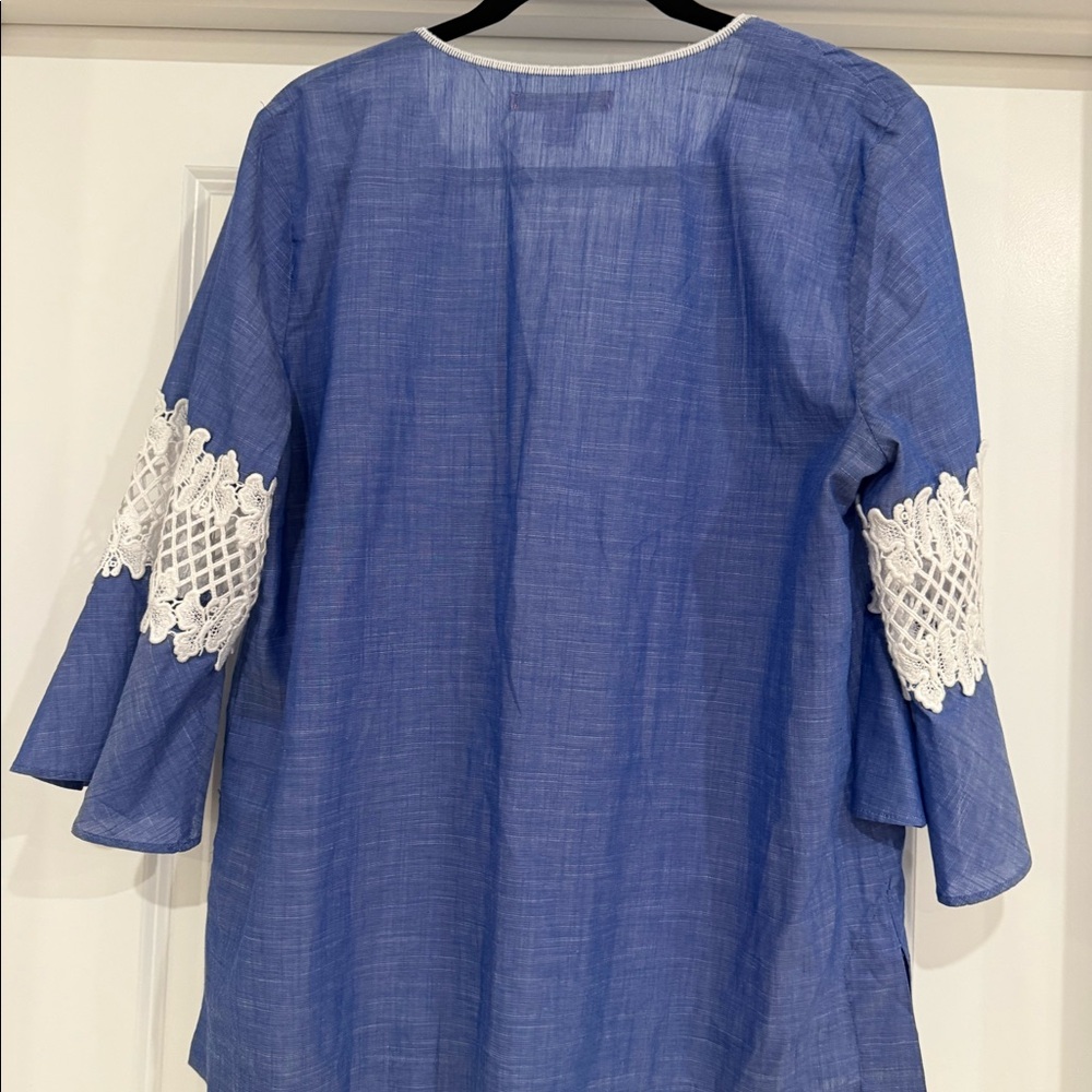 Lilly Pulitzer denim and lace top - Picture 3 of 4
